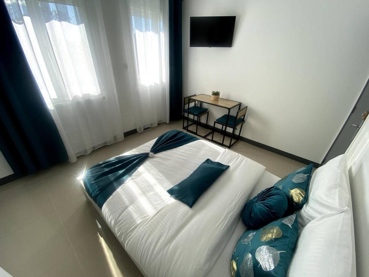 Appartement T4 Cosi: Tv Netflix Parking Montélimar Exteriör bild